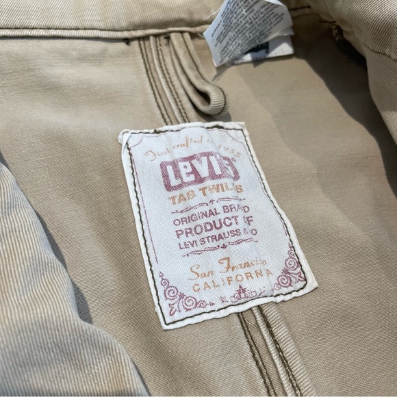 Levi’s Jacket - Picture 5 of 7
